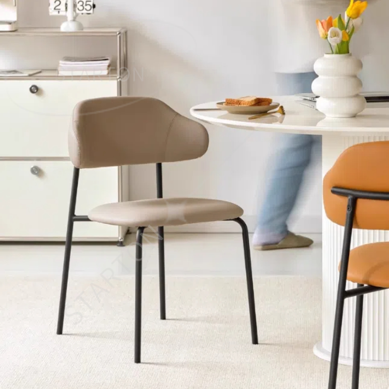 Outdoor Furniture Store - Luksusowe krzesła do jadalni Sklep spożywczy